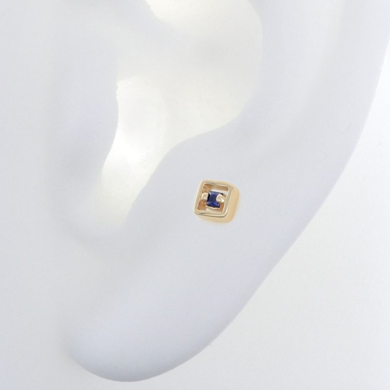 blue hollow square w stone ear