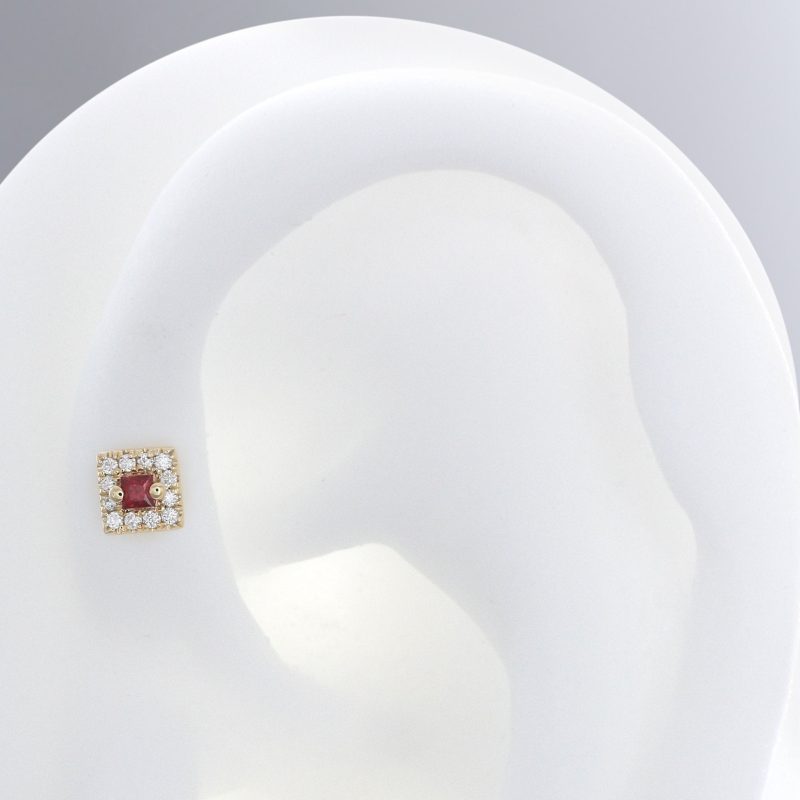 square w color gemstone red ear